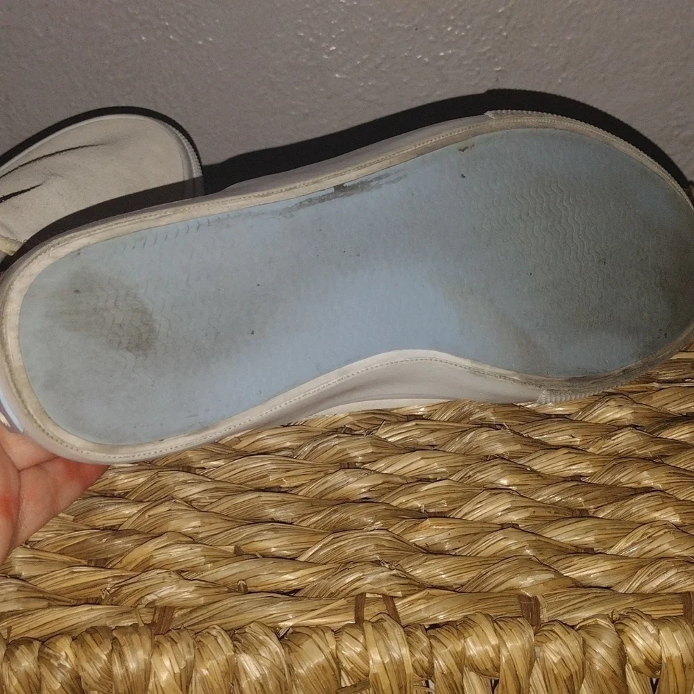 Sperry Grey Malin Cloud Slip-on Sneaker Cream Beach Scene 8